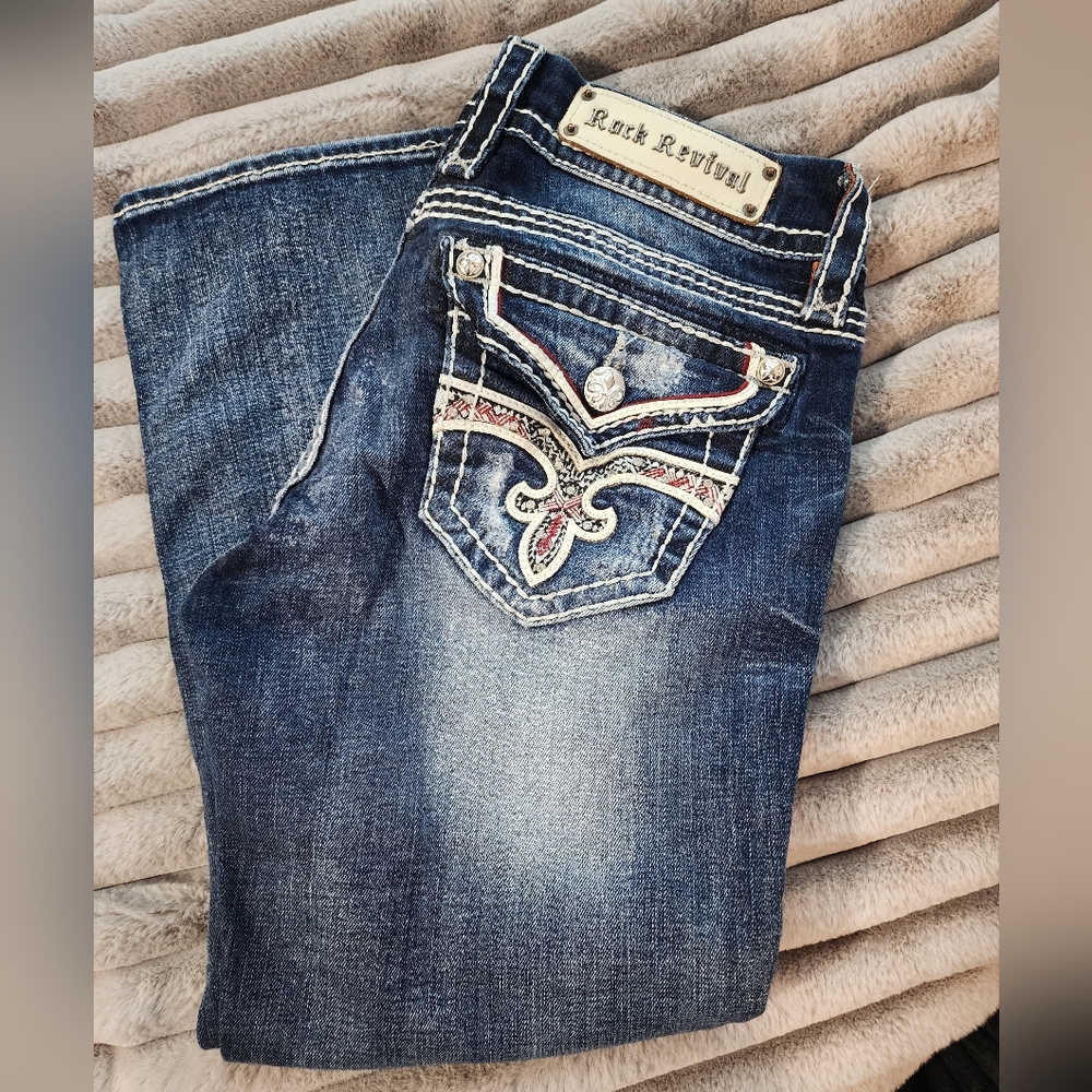 Rock Revival Dark Blue Jeans Carpis with Embroidered Pockets